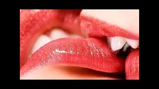 Featured image of post Kiss Whatsapp Status Video Free Download / The 30 second whatsapp video status also helps you to share them quickly on whatsapp.